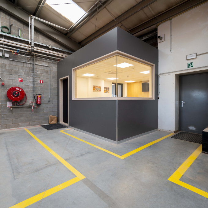 Bureau dans atelier Duchêne
