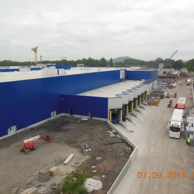 Ikea Mons - Construction du magasin et parking par Duchêne