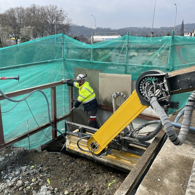 Tram en Commun Pont Atlas Hydro-Tech